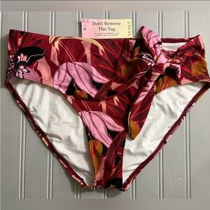 VENUS Mid Rise Moderate Coverage Bikini Bottom Womens 10 Exotic Floral NWT